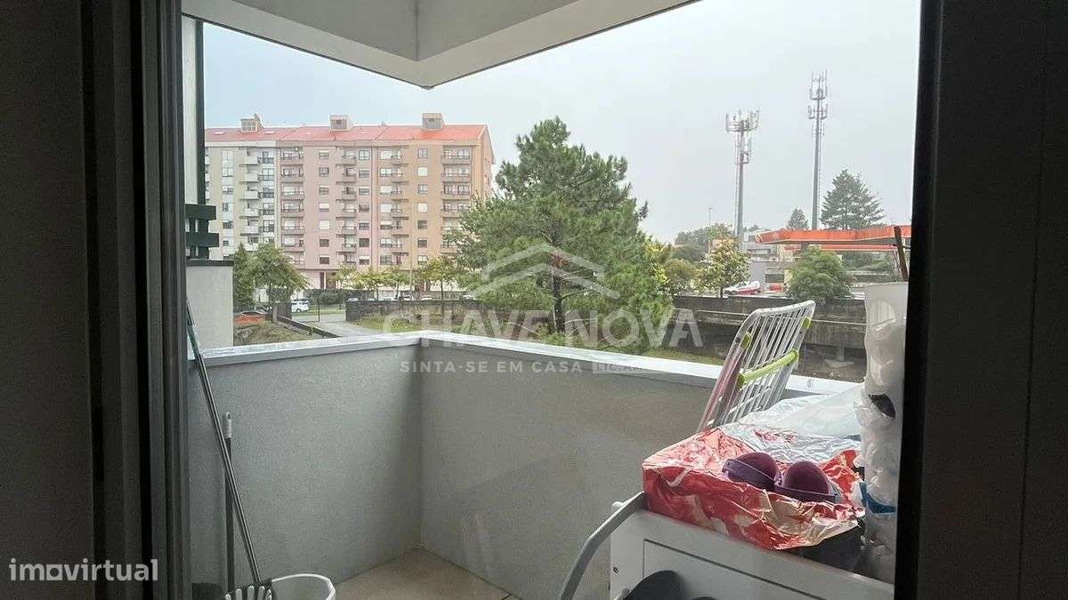 Apartamento T4 Duplex de Excelência – Paranhos-6