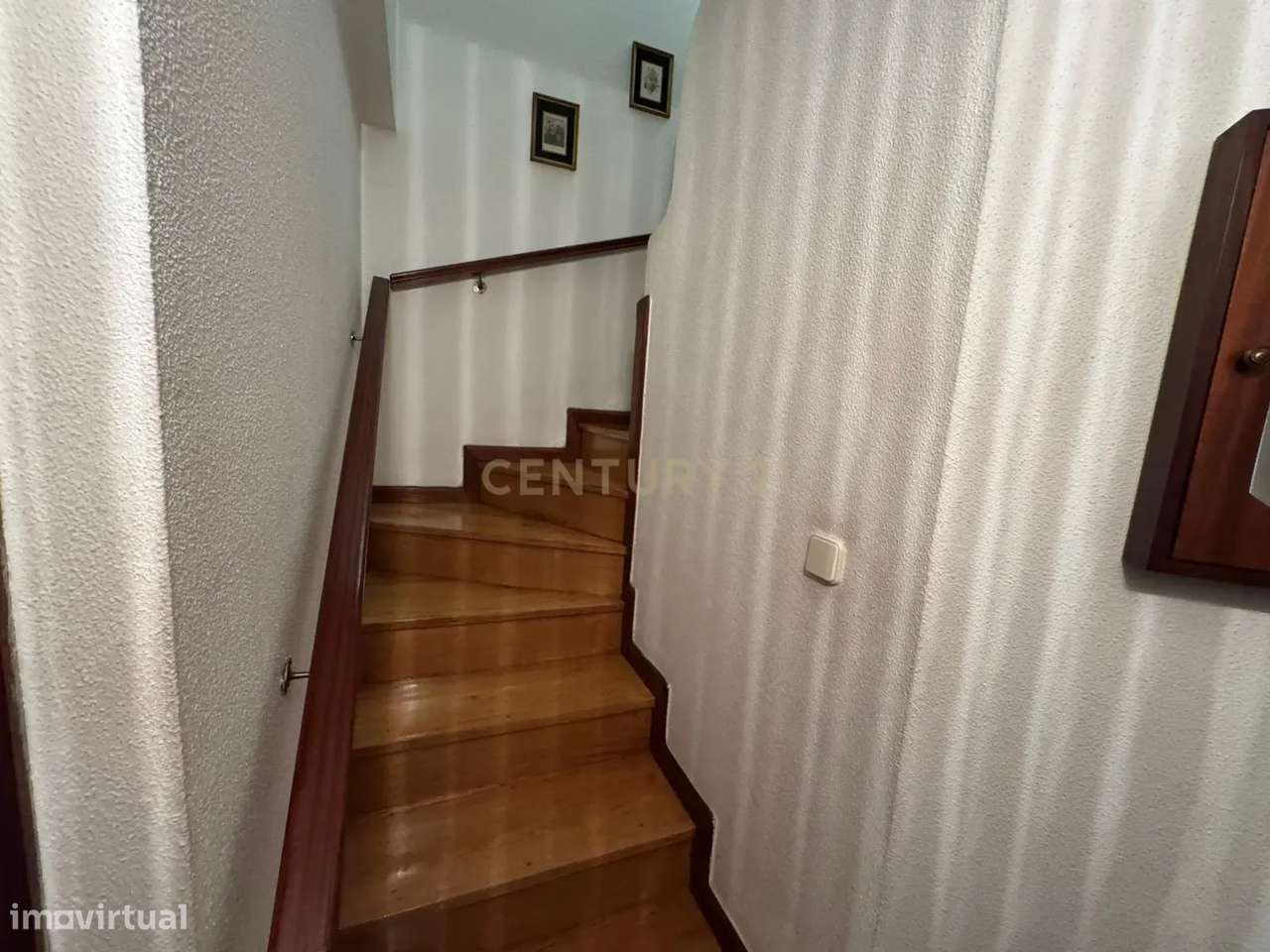 APARTAMENTO T4 DUPLEX NA PRAÇA PEDRA VERDE - ALDOAR-17