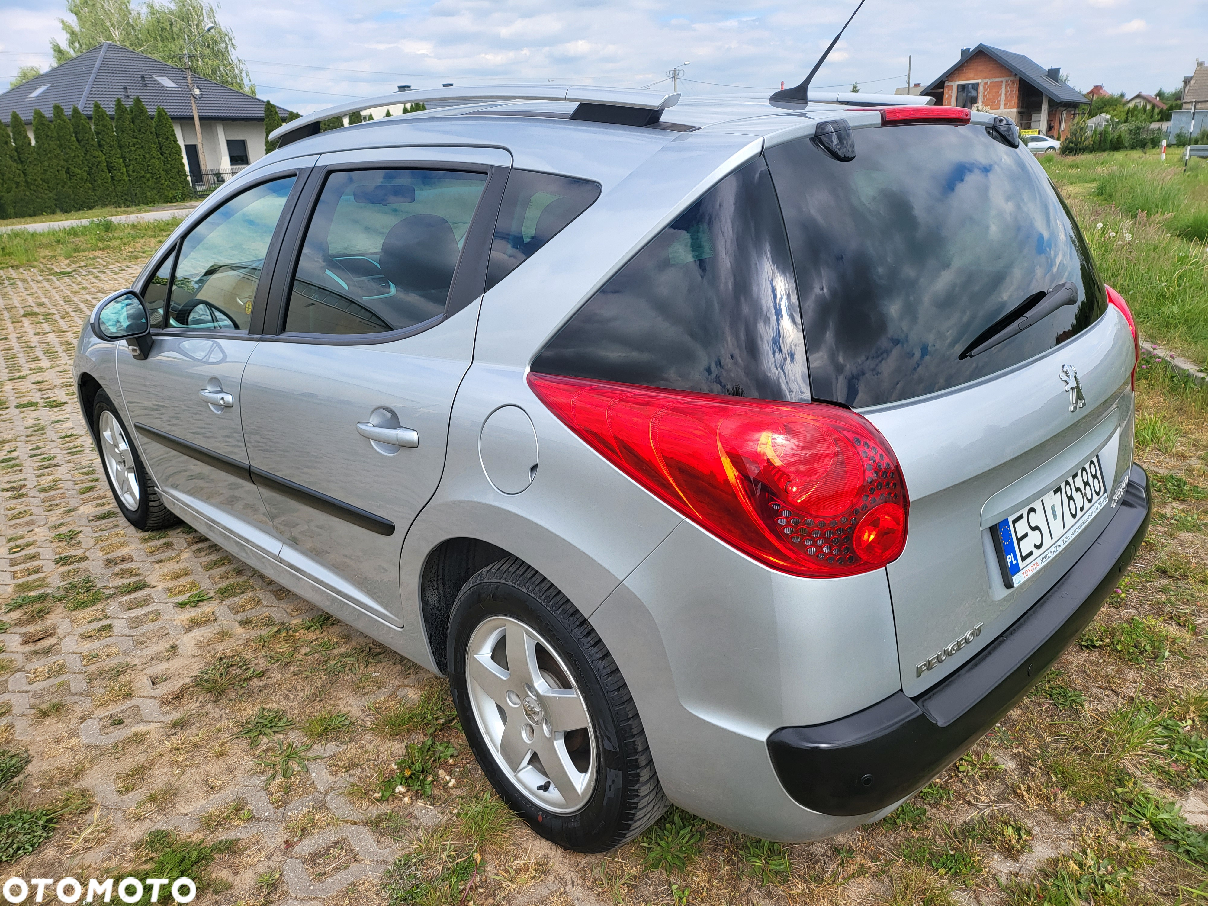 Peugeot 207 1.4 16V Trendy - 13