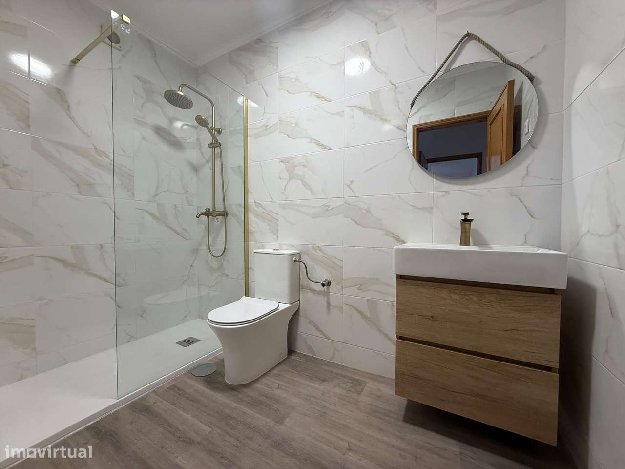 Apartamento T3 com Suíte, Varanda e Garagem – Praia do Furadouro-27