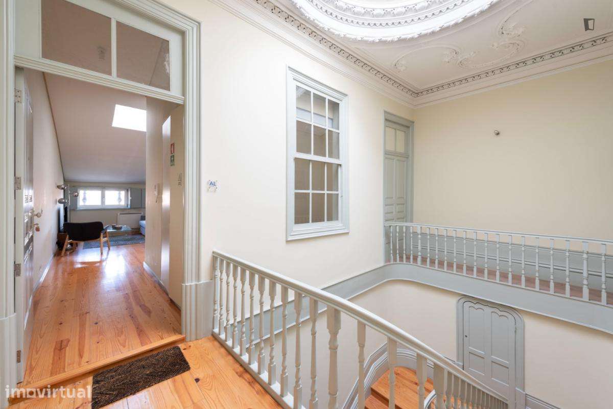 Apartamento com 1 quartos - localizado em Sé Porto - Grande imagem: 4/10