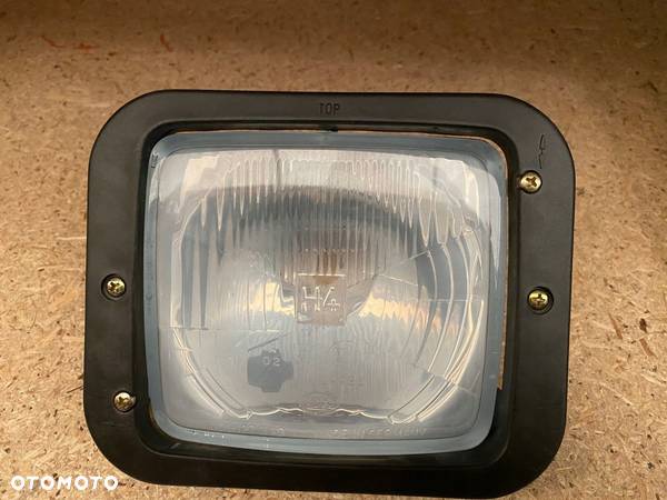 Halogen HELLA 0015441101 1AA004109-20 Nowy - 1