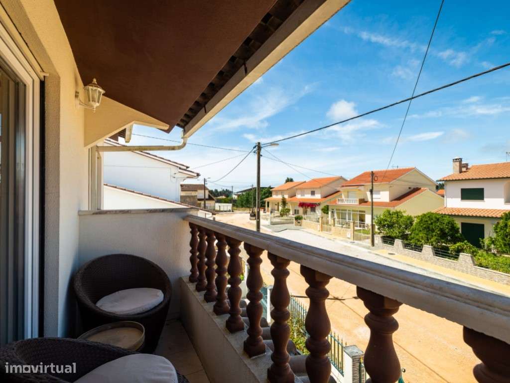 Moradia T4 individual em Vieira de Leiria-19