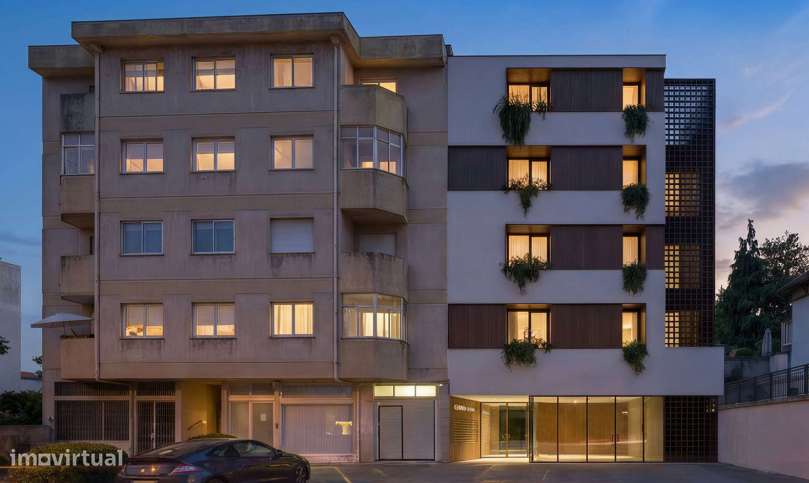 Apartamento " T0+1 " . Senhora da Hora - Brevemente . Prox. ao Metro .-0