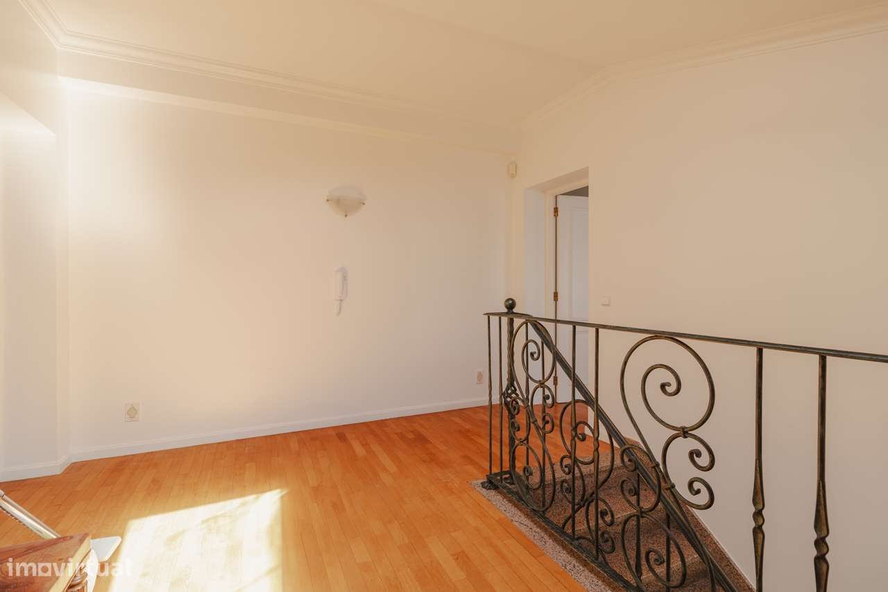 Moradia Isolada T4 / Casal de Matos / Leiria-22