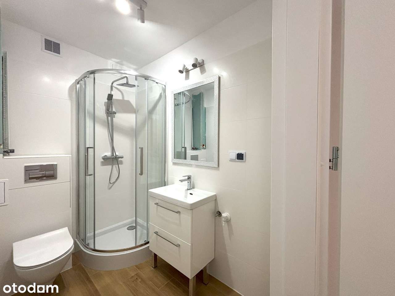 Kraków – Nowa Huta – Os. Hutnicze – 37m²–2 pokoje, balkon, po remoncie-14