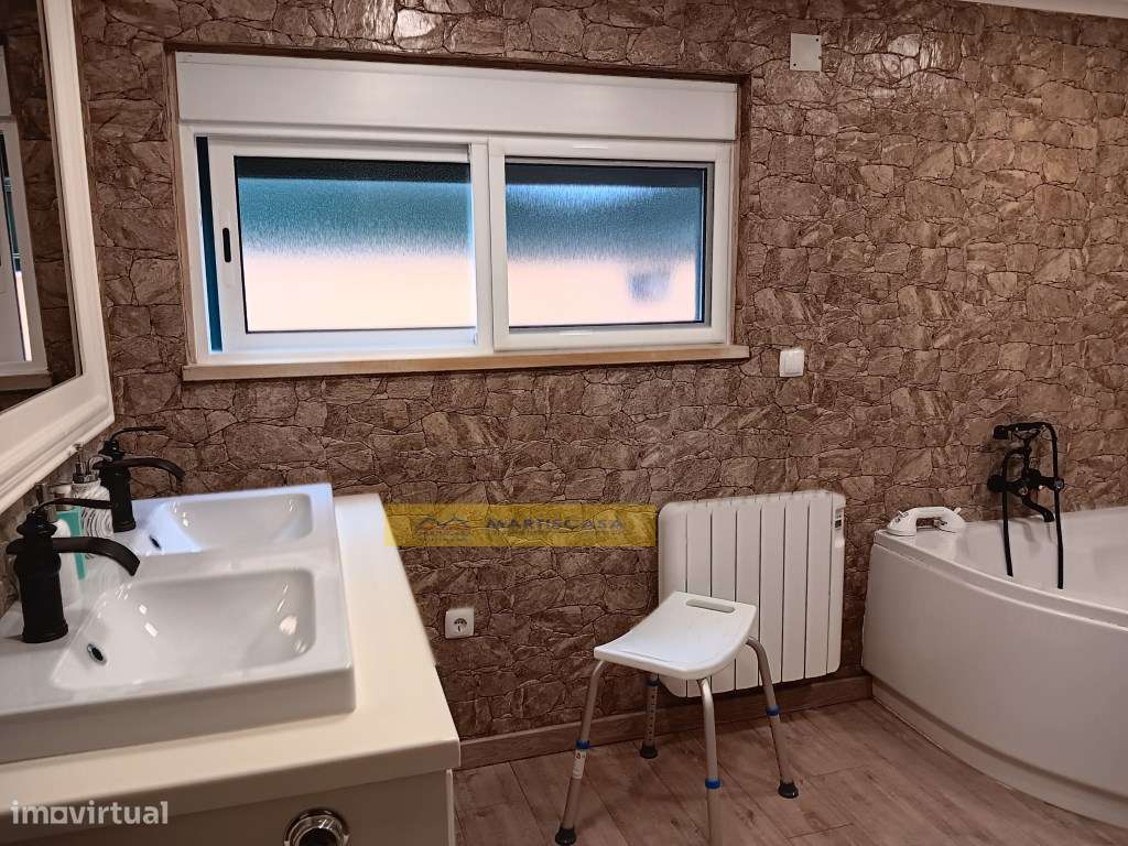 MORADIA DE LUXO V3 COM PISCINA e QUINTA- TERRUGEM-12