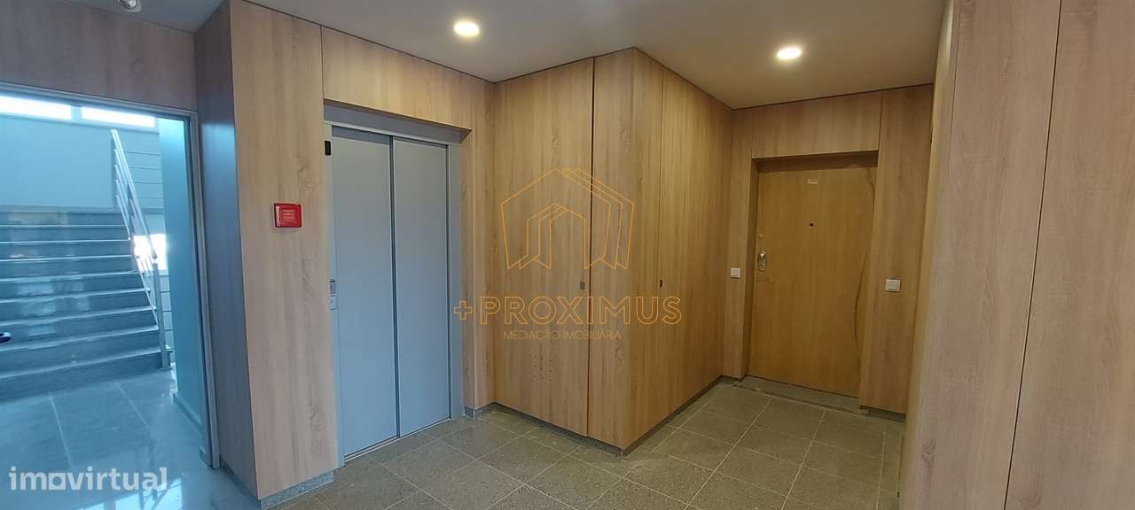 Apartamento T2 c/ garagem - Figueira da Foz - Grande imagem: 2/14