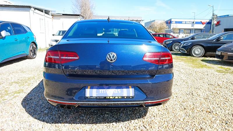 Volkswagen Passat 2.0 TDI DSG Highline - 7