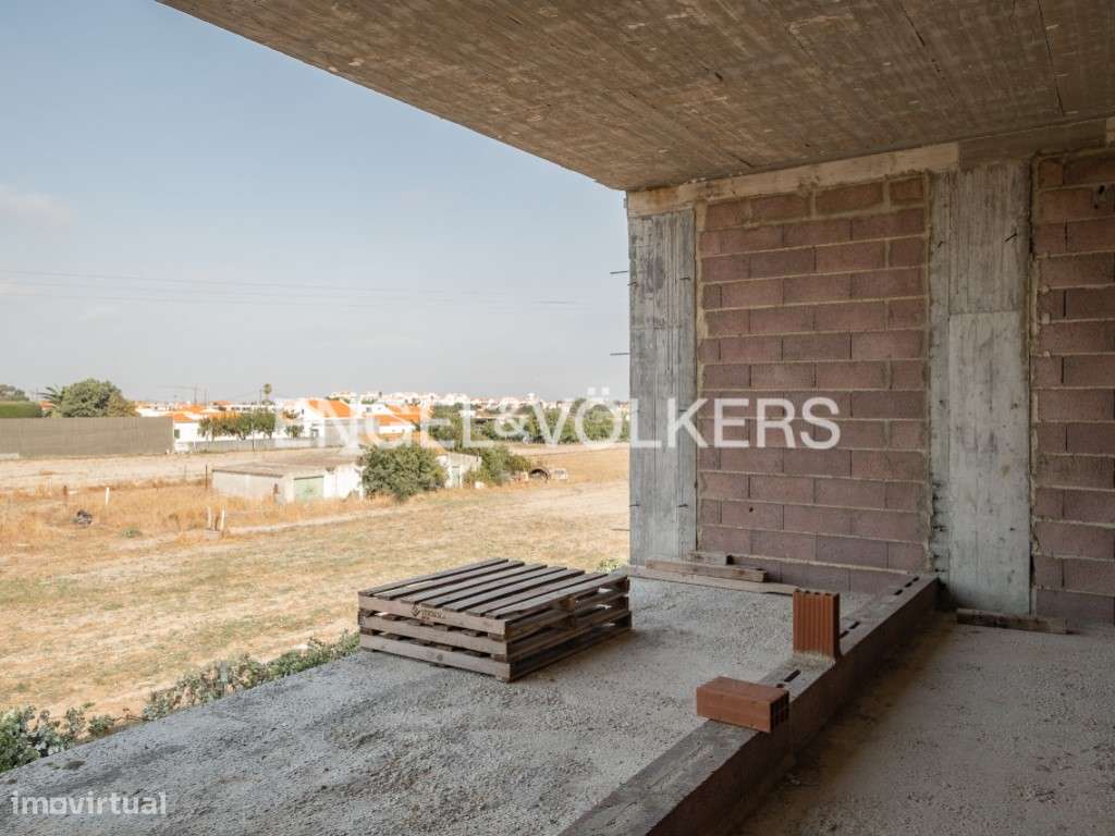 Moradia de Luxo T5 Isolada com Vista Lisboa-15