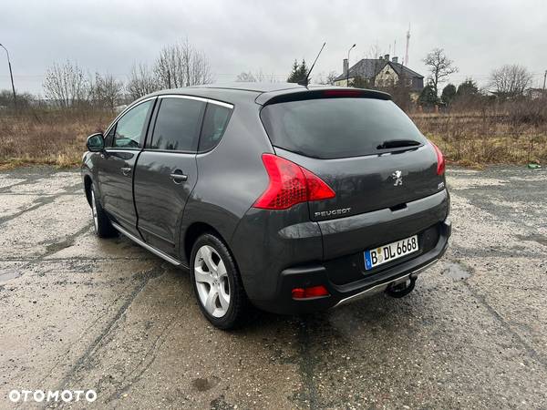 Peugeot 3008 1.6 Premium - 11