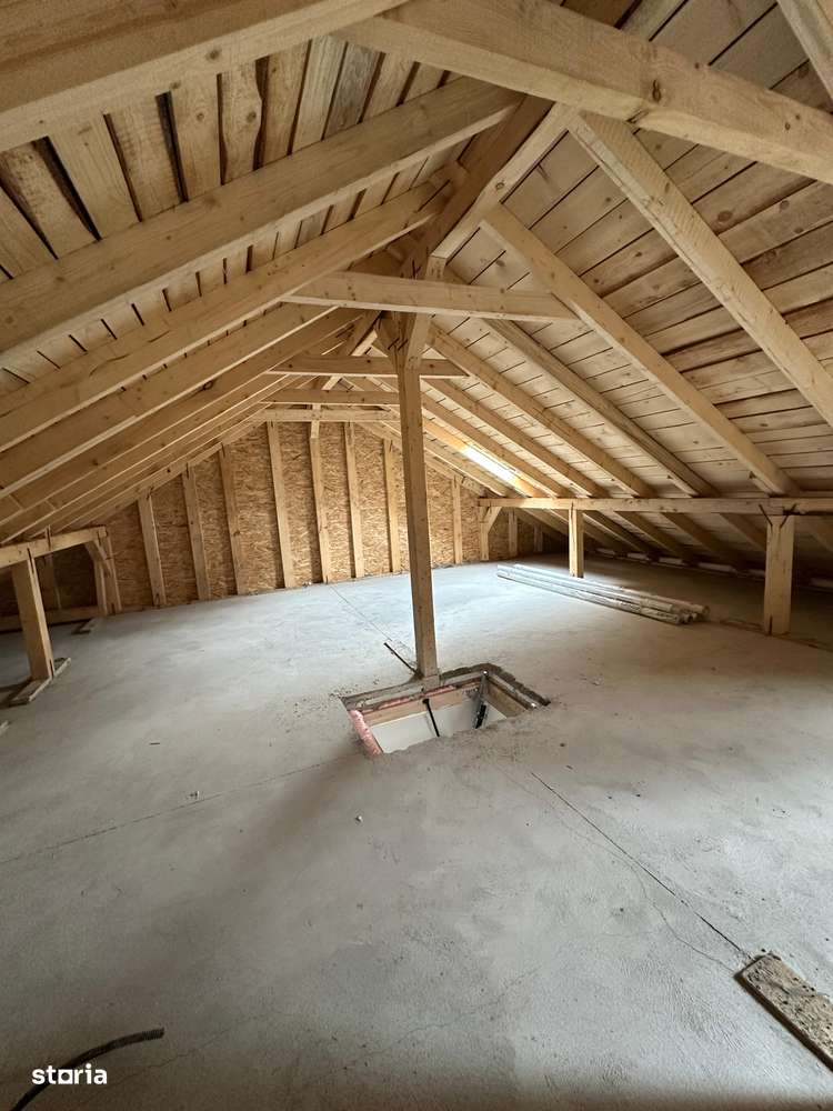 LOCUINTE INDIVIDUALE( parter + mansarda) LUNCA CETATUII (zona Chihan)-16