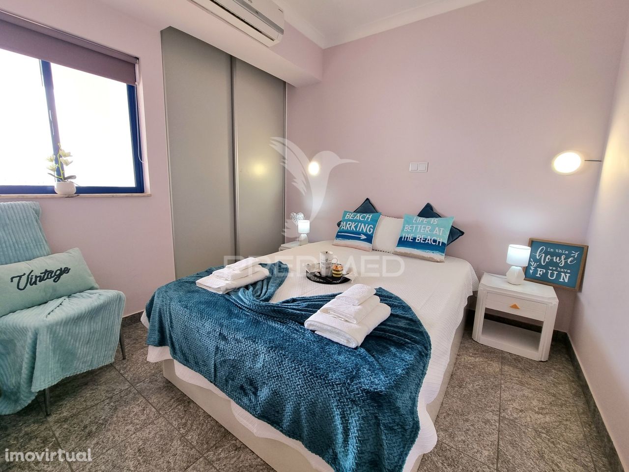 Apartamento T1+1, vista mar, a 500 metros da Praia da Rocha