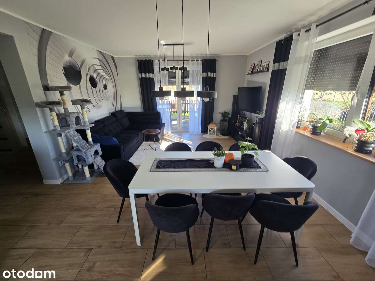 Budynek mieszklany na sprzedaż-4