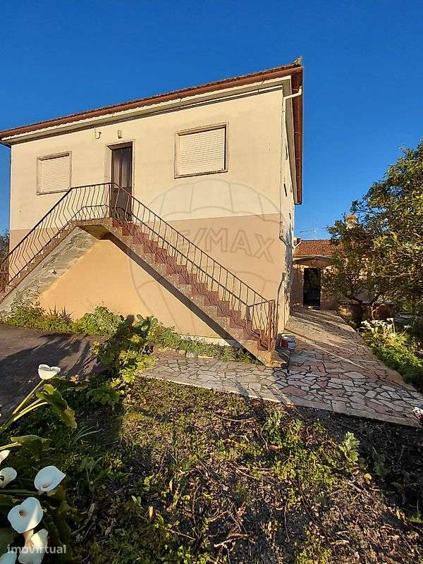 Moradia T6 para venda-26