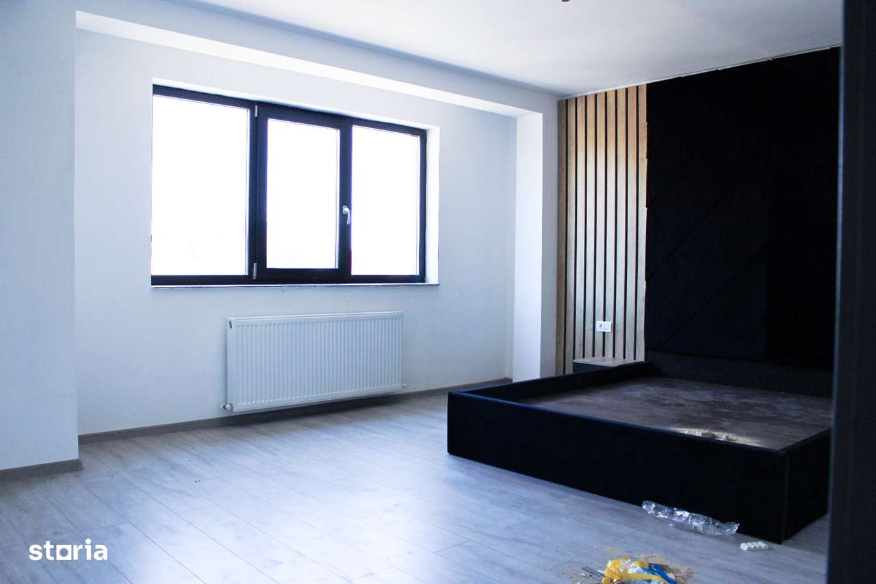 Vindem vila in Navodari parte de duplex - Imagine principală: 4/9