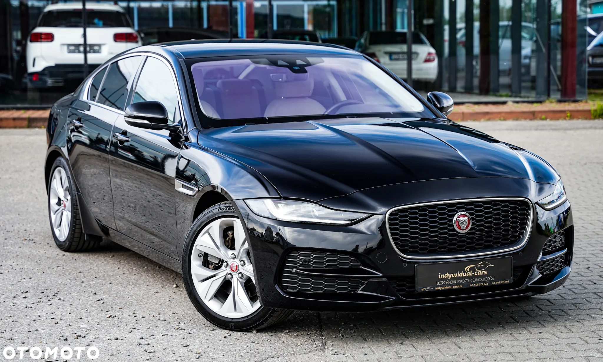 Jaguar XE 2.0 D180 S - 4