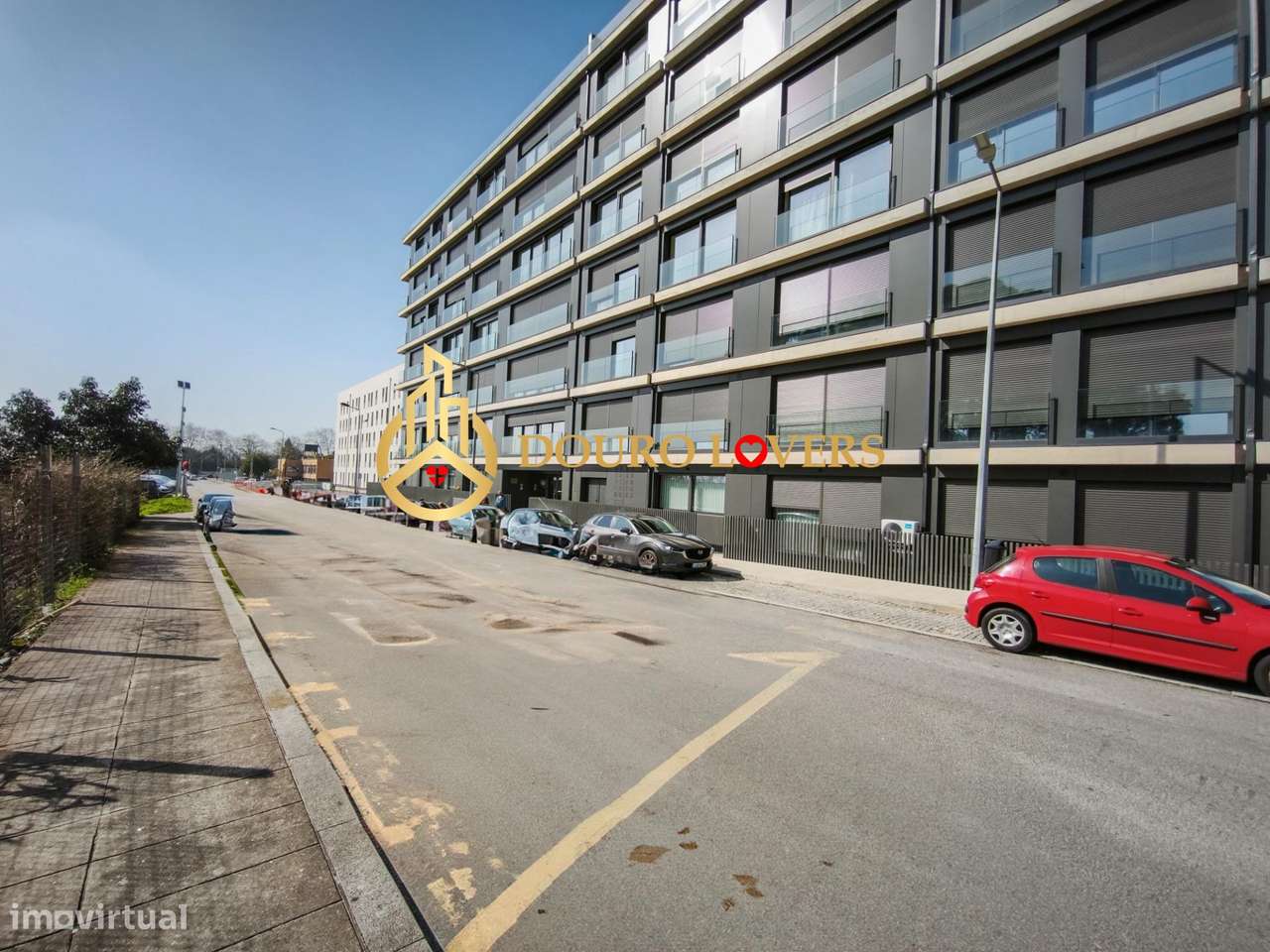 Apartamento T0 Novo – Zona dos Caulinos-14