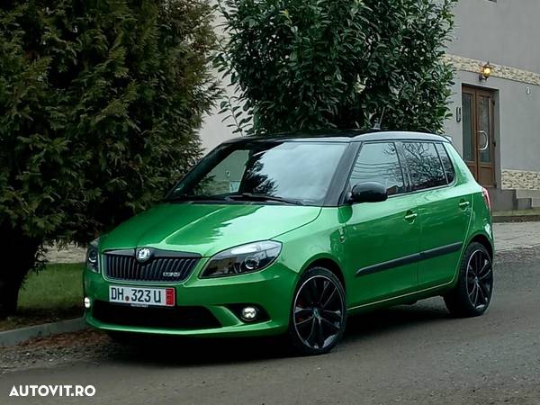 Skoda Fabia 1.4 TSI DSG RS - 4