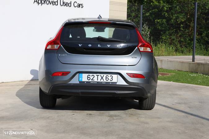 Volvo V40 2.0 D2 Kinetic - 3