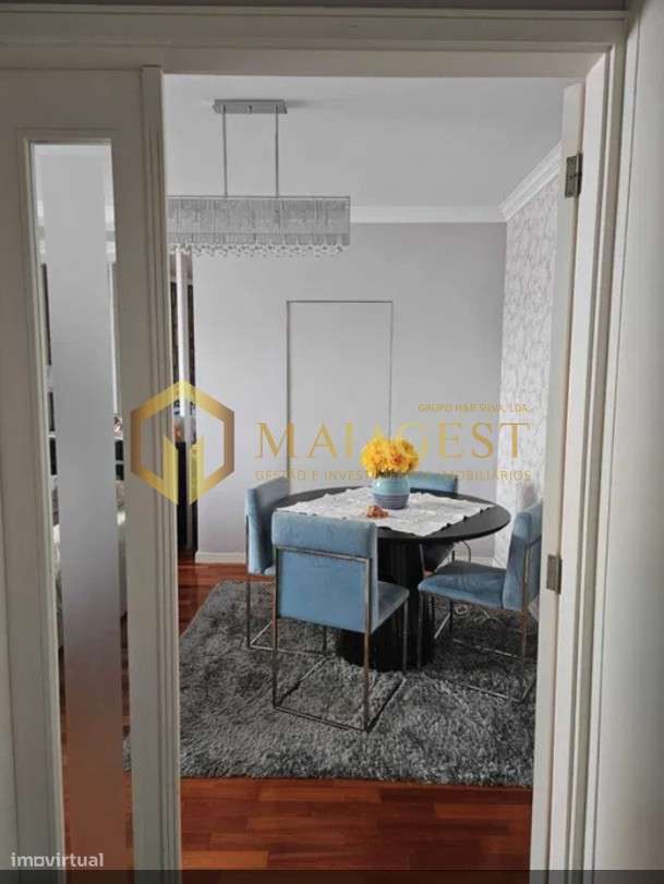 T2+1 remodelado, luminoso e com garagem a 1 minuto do Metro - Grande imagem: 4/27