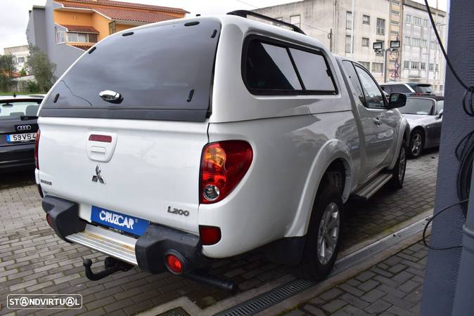 Mitsubishi L200 2.5 DI-D Club Intense HP Masc 4WD - 8