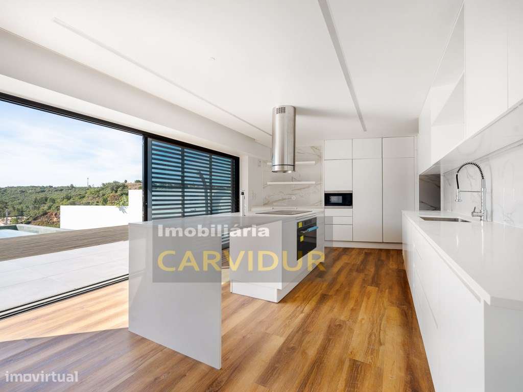 Moradia T5 de Luxo com Piscina Infinita ,Campo de Padel e Elevador ...-5