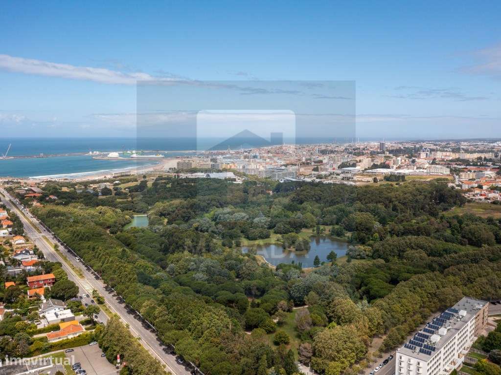 APARTAMENTO T3 JUNTO À AVENIDA DA BOAVISTA-27