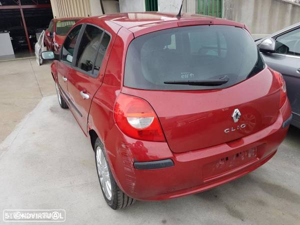 Renault Clio 2009 para peças - 2