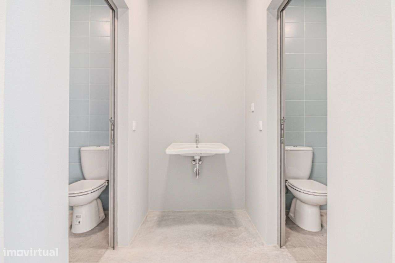 Armazém Novo em São João da Madeira-8