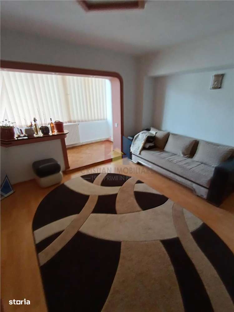 MOBILAT si UTILAT, Ap 3 camere, Buzaului, B-uri, Etaj 3 - Imagine principală: 4/13