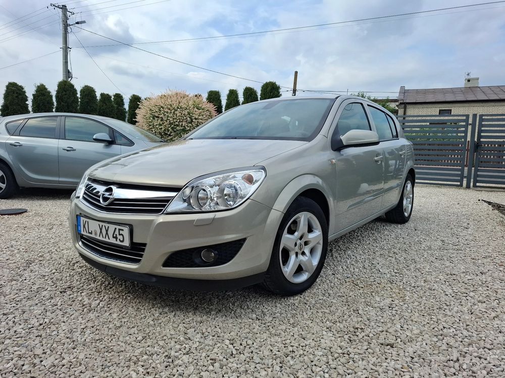 Opel Astra H 1.6 NAVI 2007
