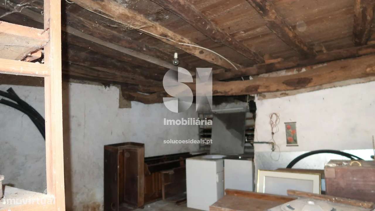 Moradia em Banda T2+2 - Grande imagem: 5/32