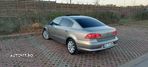 Volkswagen Passat Variant 2.0 TDI BlueMotion Technology Highline - 3