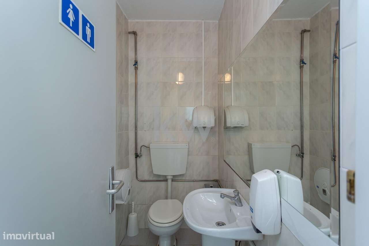 Edifício de serviços área total de 552m2 e estacionamento privativo | - Grande imagem: 4/48