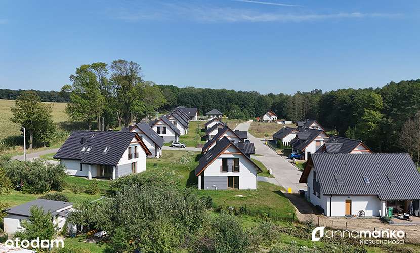 Funkcjonalny dom z garderobą i pralnią!-7