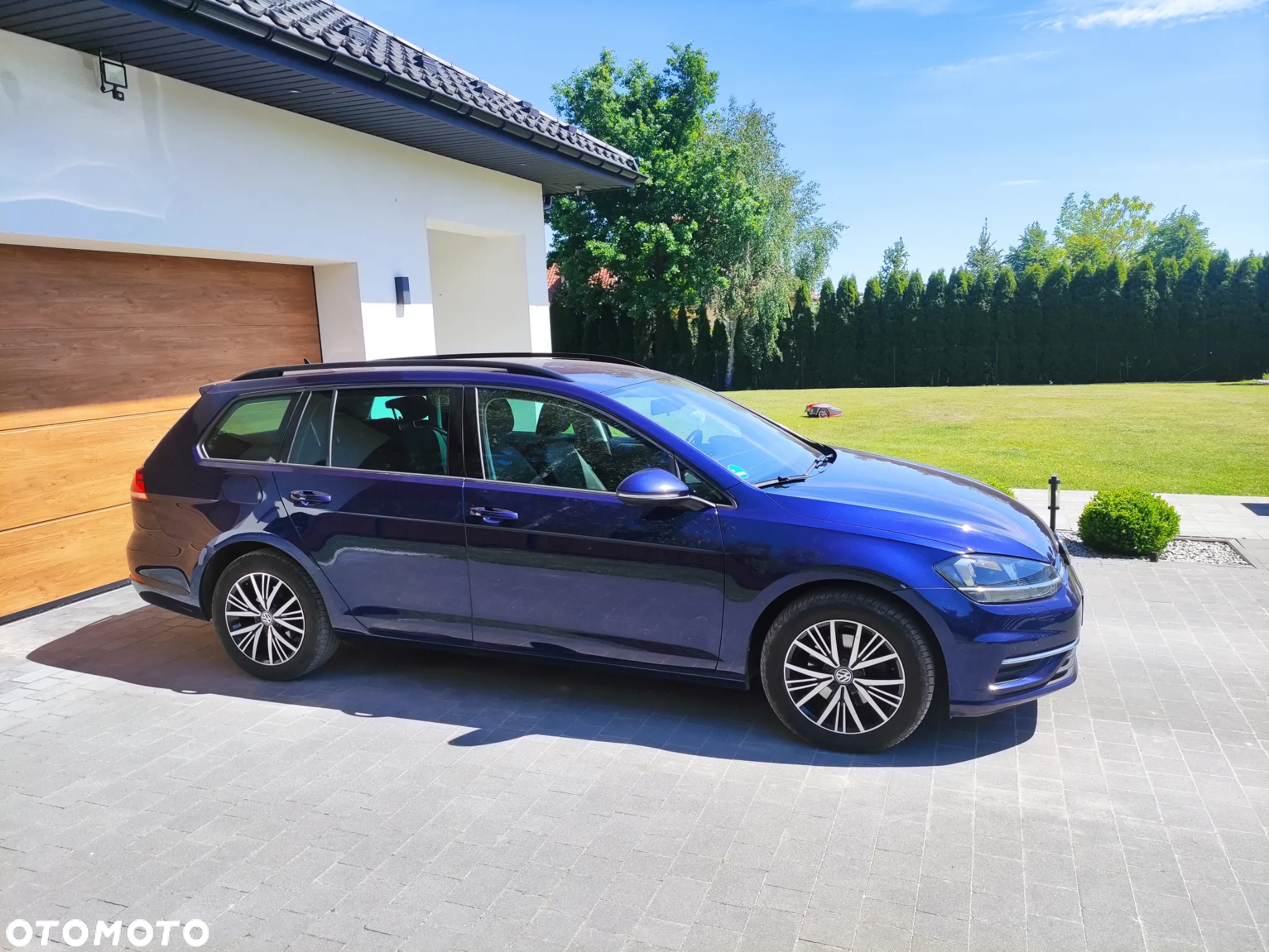 Volkswagen Golf 2.0 BlueTDI DSG Comfortline - 9