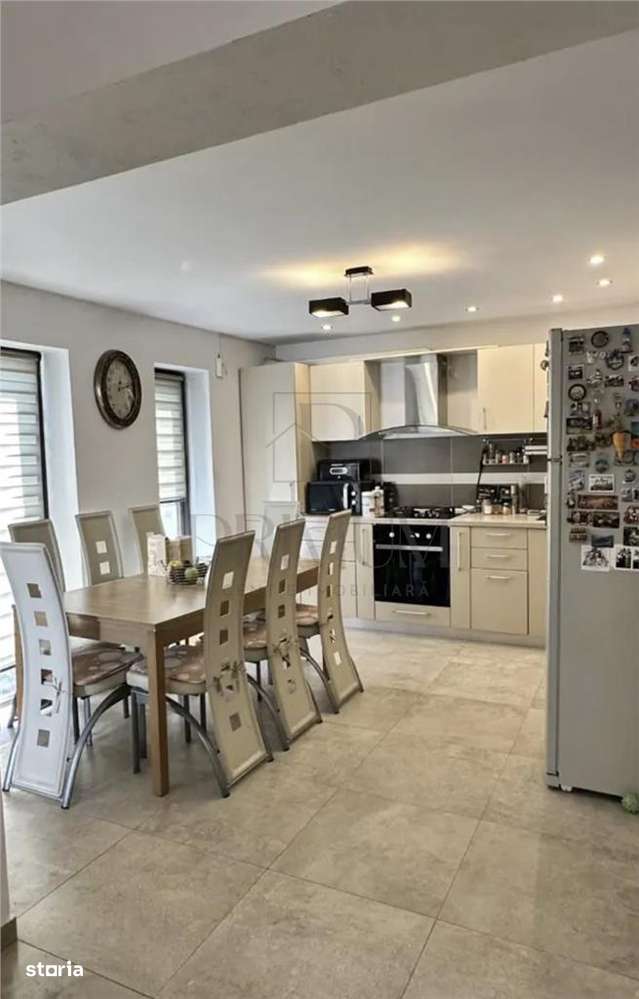 GIROC - Casa - 4 Camere - 2 Terase - Pod - Gradina amenajata - Imagine principală: 2/8