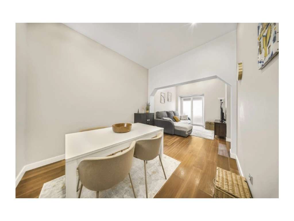 Apartamento T2 com terraço em Arroios para arrendamento de longa du... - Grande imagem: 4/15