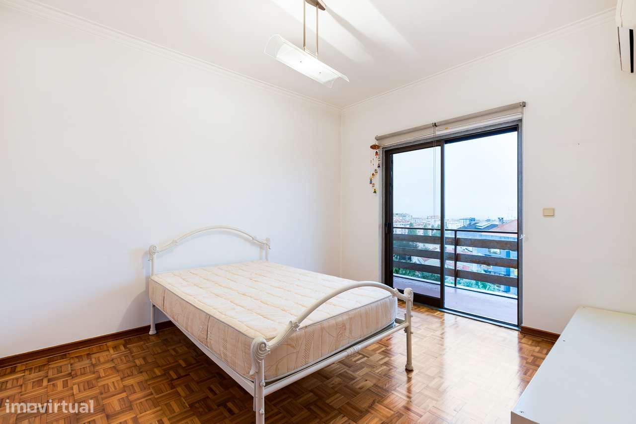 Moradia 4 quartos em Alverca-9