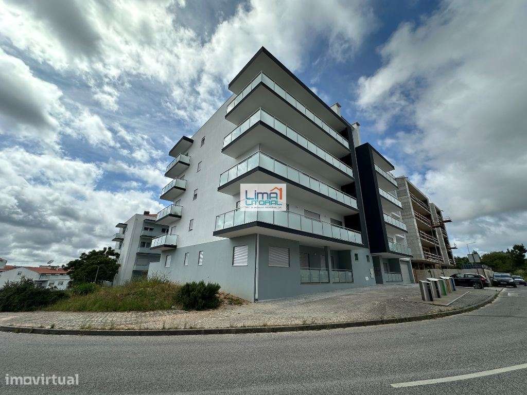 Apartamento T1 - NOVO - com garagem-12