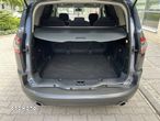 Ford S-Max - 12