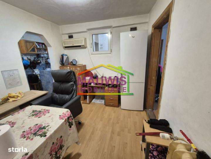 Vand apartament 2 camere, decomandat in zona Codrii Neamtului –-6