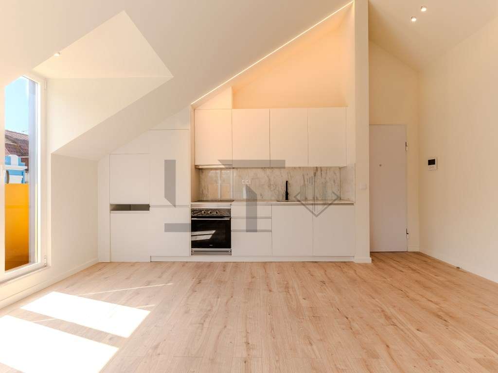 Apartamento T2 Renovado para Venda junto ao IPO, em 7 Rios, Lisboa - Grande imagem: 5/20