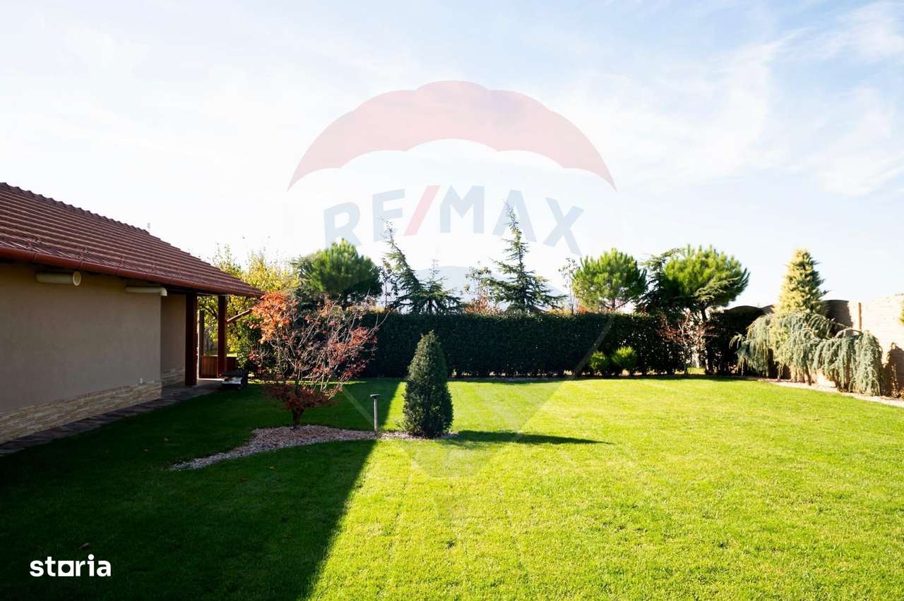 Casă / Vilă cu 5 camere de vânzare cu teren 2687mp in Madaras-6