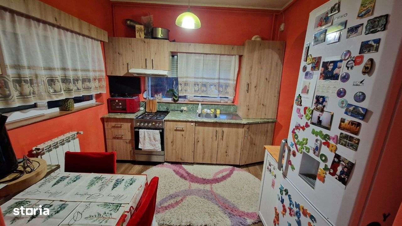 Vand/schimb cu ap 2 camere + diferenta, casa cu 3 camera - Imagine principală: 4/20