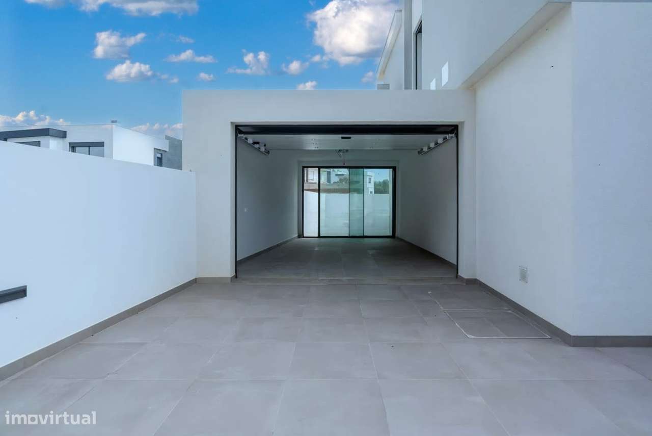 Moradia V4 Nova em Murches-25