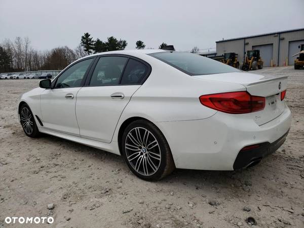 BMW Seria 5 530i - 5