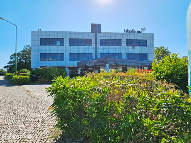 Escritórios com 780 m² na Quinta da Beloura-45