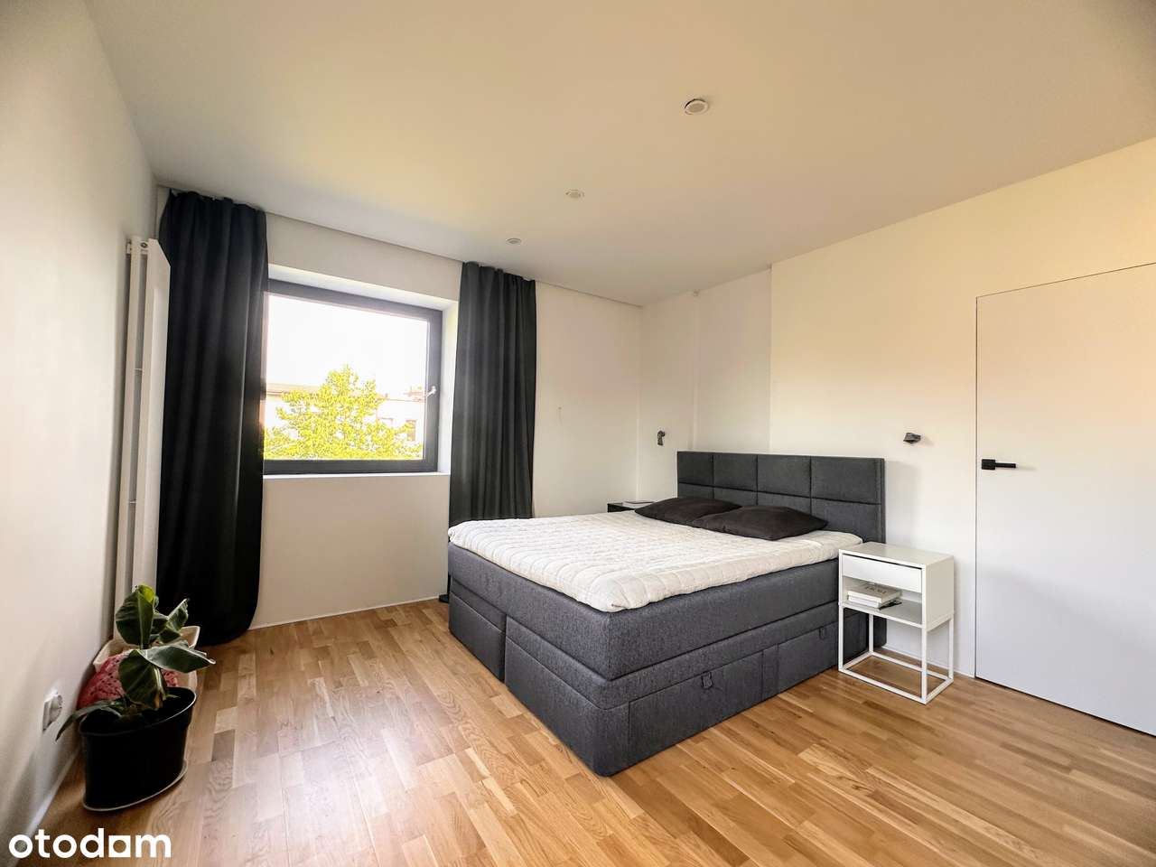 BLIŹNIAK PO GENERALNYM REMONCIE, Krzyki, ul. Deszczowa - Pełny obrazek: 2/19